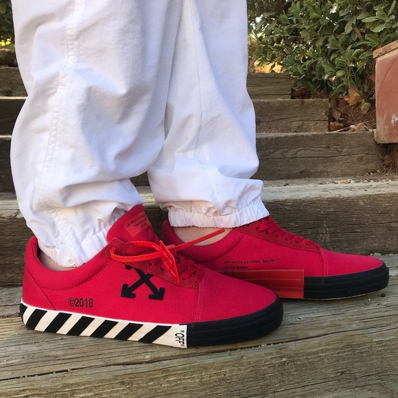 ❗️SOLD❗️EUC “OFF-WHITE” SNEAKERS MEN SIZE 46/12.5 - Picture 2 of 8